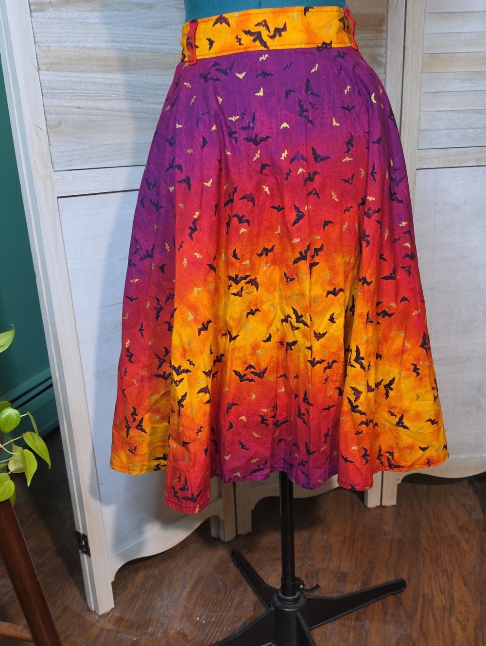 Ains & Elke StyleHaus Bat Halloween Circle Skirt Med-Large Pinup Goth